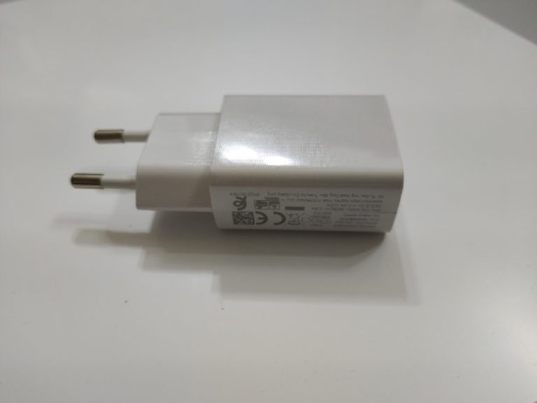 travel charger uc13eu